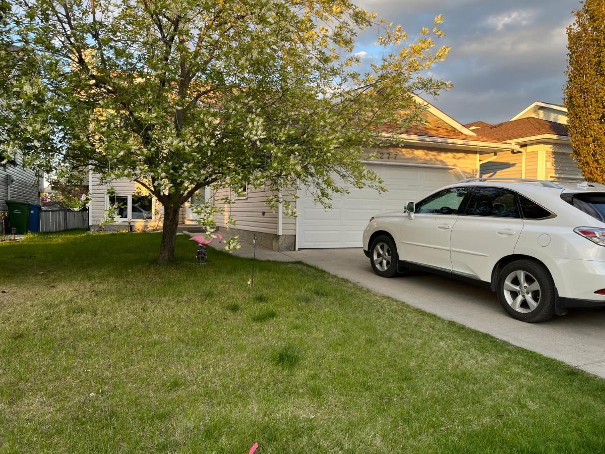 Citadel Hill Cr Community! Apartamento YYC Exterior foto